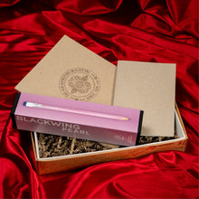 Hlaða mynd inn í gallerískoðara, Gjafapakki - Blackwing perlublýantar og stílabækur