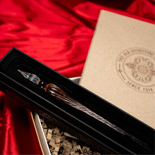 Hlaða mynd inn í gallerískoðara, Gjafapakki - Glerpenni, blek og bók