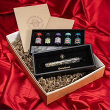 Hlaða mynd inn í gallerískoðara, Gjafapakki - Blekpenni, blek og bækur