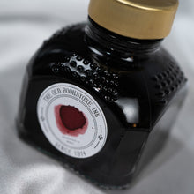 Hlaða mynd inn í gallerískoðara, Blek frá Gömlu Bókabúðinni. - Rautt.