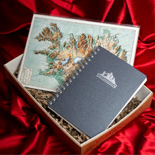 Hlaða mynd inn í gallerískoðara, Gjafapakki - Fjalladagbókin og fallegt íslandskort