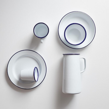 Hlaða mynd inn í gallerískoðara, Emalerað Falcon matreiðslusett