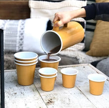 Hlaða mynd inn í gallerískoðara, Emalerað Falcon glas