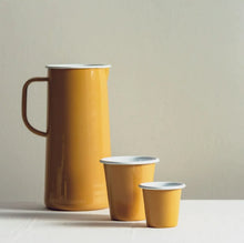 Hlaða mynd inn í gallerískoðara, Emalerað Falcon glas