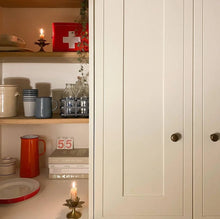 Hlaða mynd inn í gallerískoðara, Emaleruð Falcon kanna, 1,7 líter