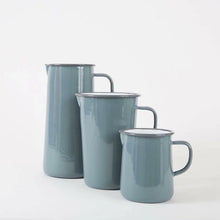 Hlaða mynd inn í gallerískoðara, Emaleruð Falcon kanna, 1,7 líter