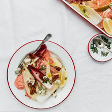 Hlaða mynd inn í gallerískoðara, Emaleraðir Falcon diskar