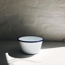 Hlaða mynd inn í gallerískoðara, Emalerað Falcon matreiðslusett