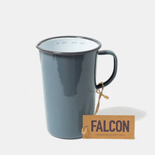 Hlaða mynd inn í gallerískoðara, Emaleruð Falcon kanna með mælistiku, 1,1 líter