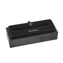 Hlaða mynd inn í gallerískoðara, Conway Stewart Churchill Hvítur Kvars Blekpenni.