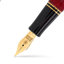 Hlaða mynd inn í gallerískoðara, Conway Stewart Rauður Stardust Blekpenni.