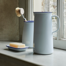 Hlaða mynd inn í gallerískoðara, Emaleraður Falcon Sápubakki.