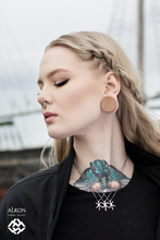 Hlaða mynd inn í gallerískoðara, Alrún silfur hálsmen - STYRKUR