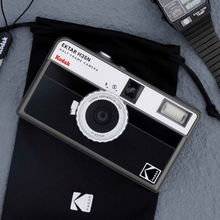 Hlaða mynd inn í gallerískoðara, KODAK Ektar H35N filmuvél. Svört