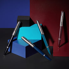 Hlaða mynd inn í gallerískoðara, Parker 51