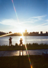 Hlaða mynd inn í gallerískoðara, KODAK Ektar H35N filmuvél. Silfur.