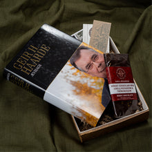 Hlaða mynd inn í gallerískoðara, Bóka Gjafapakki - Geir H. Haarde ævisaga. ÁRITUÐ.