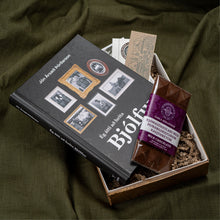 Hlaða mynd inn í gallerískoðara, Bóka Gjafapakki - Ég átti að heita Bjólfur eftir Jón Ársæl Þórðarson. ÁRITUÐ.