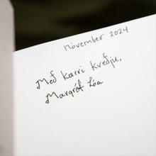 Hlaða mynd inn í gallerískoðara, Bóka Gjafapakki - Pólstjarnan fylgir okkur heim eftir Margéti Lóu. ÁRITUÐ.