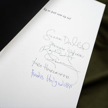 Hlaða mynd inn í gallerískoðara, Bóka Gjafapakki - Ég er það sem ég sef eftir Svikaskáldin. ÁRITUÐ.