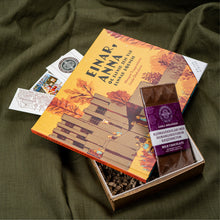 Hlaða mynd inn í gallerískoðara, Bóka Gjafapakki - Einar, Anna og safnið sem var bannað börnum eftir Margréti Tryggvadóttur. ÁRITUÐ.