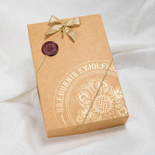 Hlaða mynd inn í gallerískoðara, Gjafapakki - Kodak myndavél og filmur.