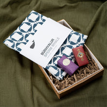 Hlaða mynd inn í gallerískoðara, Gjafapakki - Fiskastykki og sápur