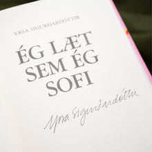 Hlaða mynd inn í gallerískoðara, Bóka Gjafapakki - Ég læt sem ég sofi eftir Yrsu Sigurðardóttur. ÁRITUÐ.
