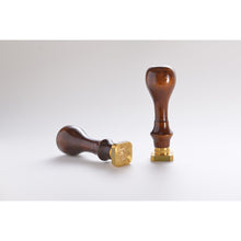 Hlaða mynd inn í gallerískoðara, Herbin bókstafa stimpill fyrir vax innsigli.