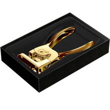 Hlaða mynd inn í gallerískoðara, El Casco M765 Vindlaklippur. 23. kt Gull