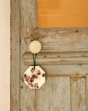 Hlaða mynd inn í gallerískoðara, Carrière Frères Ilm-upphengi - Damaskurós