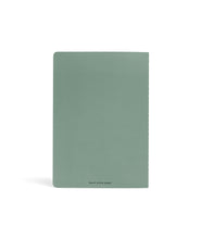 Hlaða mynd inn í gallerískoðara, Karst A5 stílabækur úr steinapappír. - Tvær bækur, línustrikuð og með auðum síðum, Grænar.