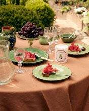 Hlaða mynd inn í gallerískoðara, Carrière Frères kerti - Melóna, 185gr.