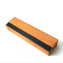 Hlaða mynd inn í gallerískoðara, Blackwing blýantasett í frönsku viðarboxi