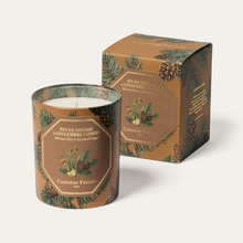 Hlaða mynd inn í gallerískoðara, Carrière Frères hátíðarkerti - furunálar og sykrað engifer, 185gr.
