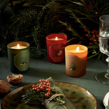 Hlaða mynd inn í gallerískoðara, Carrière Frères hátíðarkerti - Gjafakassi, 3x 70gr