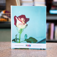 Hlaða mynd inn í gallerískoðara, Fimm - Ljósmyndabók eftir 5 ára börn á Íslandi