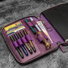 Hlaða mynd inn í gallerískoðara, Galen Leather A5 pennaveski
