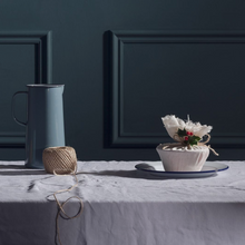 Hlaða mynd inn í gallerískoðara, Emaleruð kanna, Blágrá, 1,7 líter
